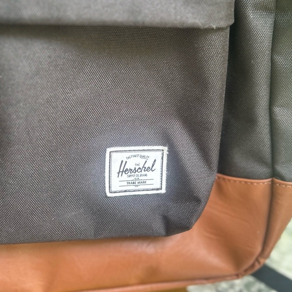 Herschel Supply Company Black and Tan Backpack - Picture 2 of 8